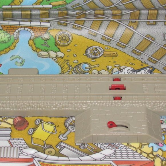 Thomas Trackmaster Motorized Train Engine Track Set 2 Stop Track Tan Red - Picture 2 of 2